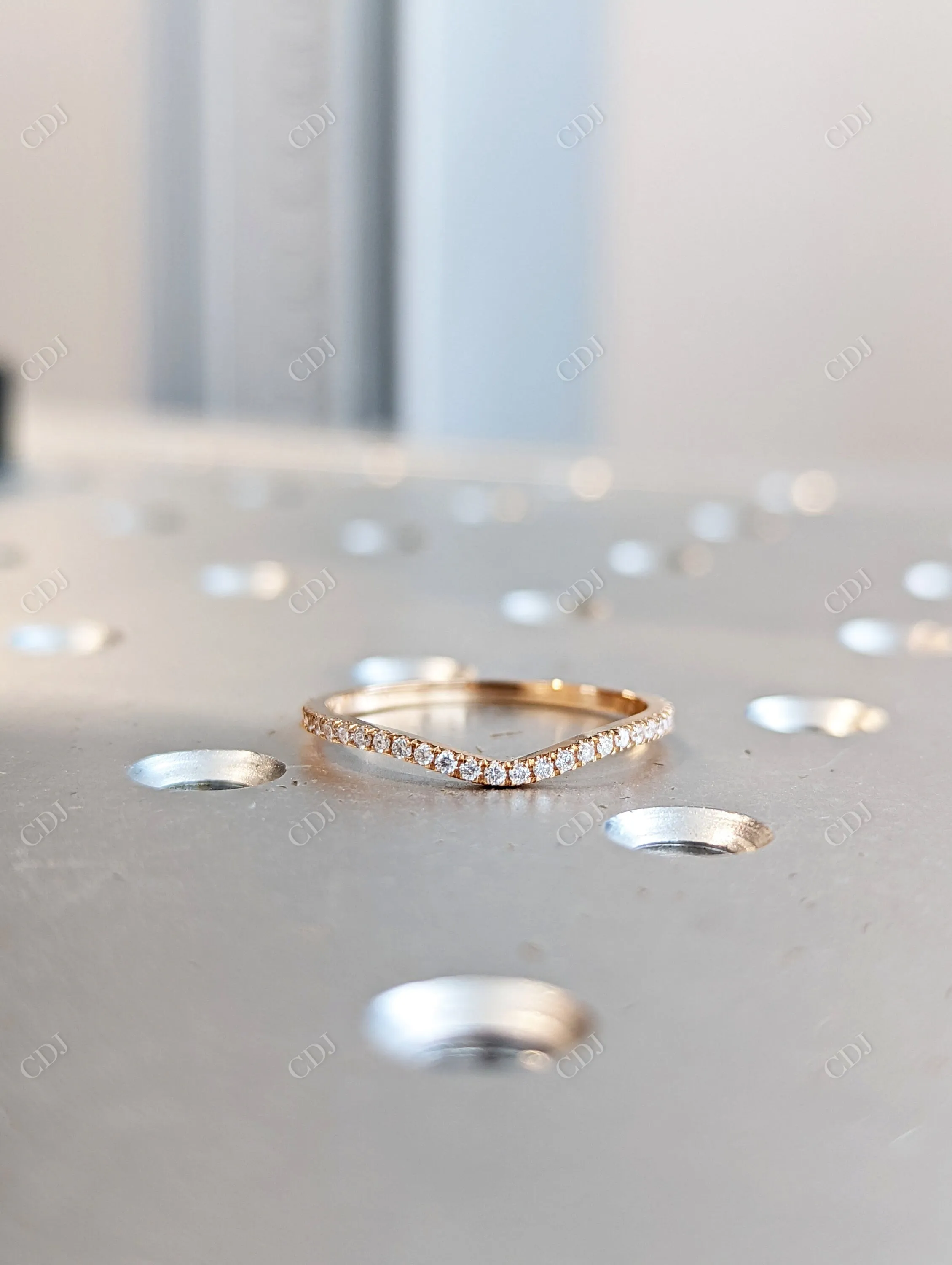 0.20CTW Round Pave Lab Grown Diamond Curved Band