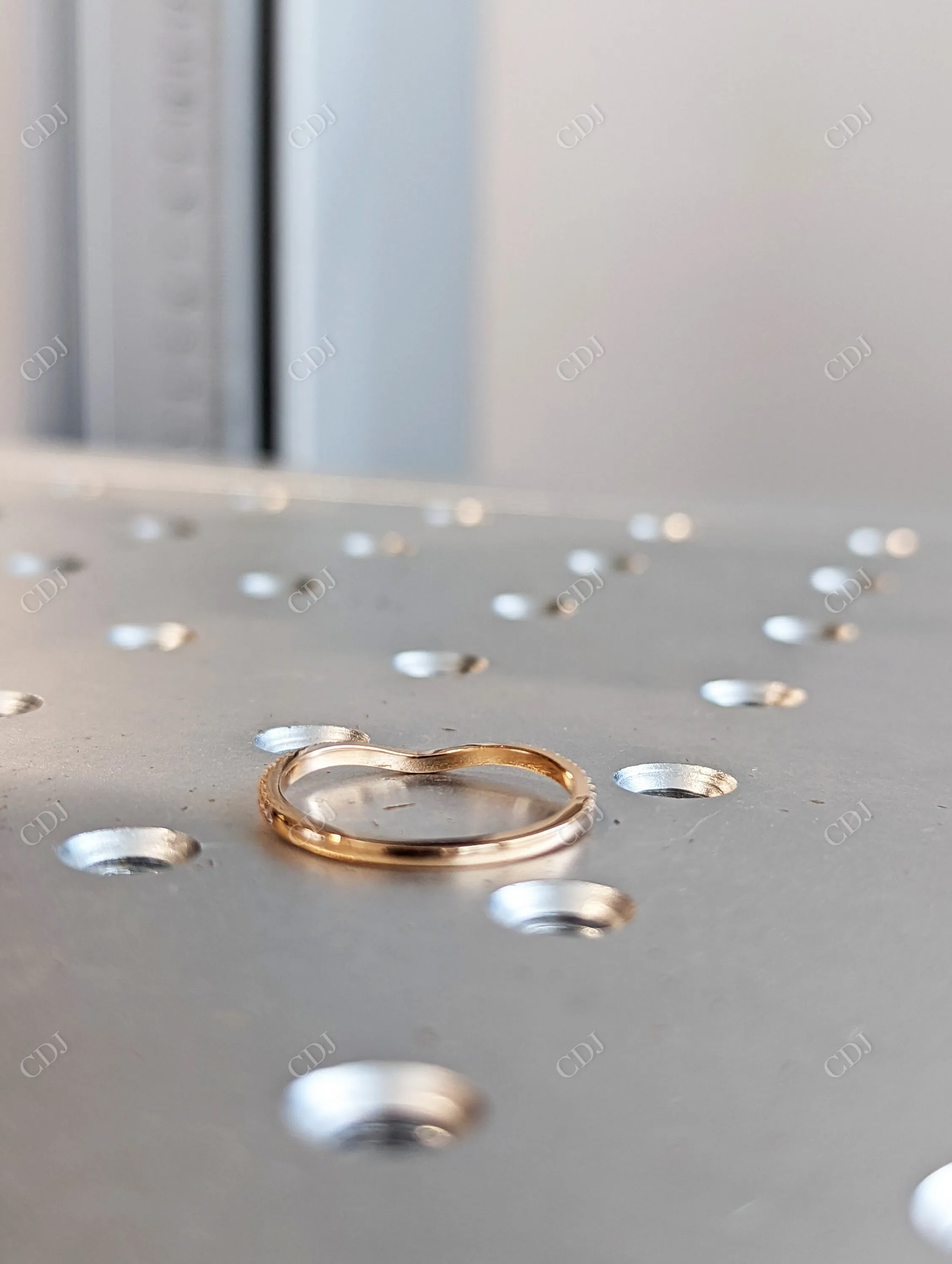 0.20CTW Round Pave Lab Grown Diamond Curved Band