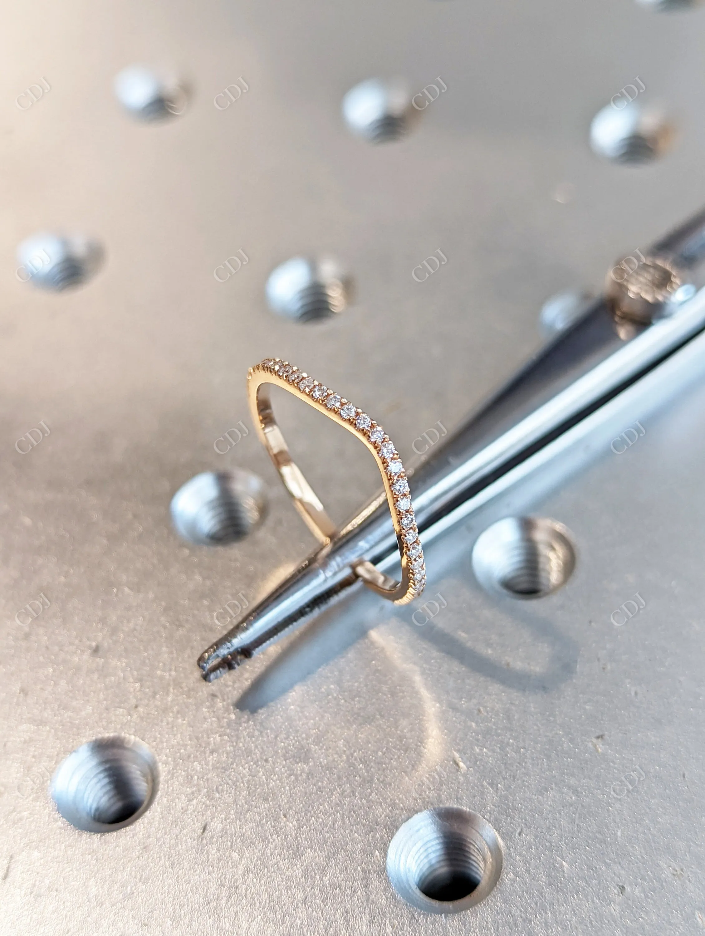 0.20CTW Round Pave Lab Grown Diamond Curved Band