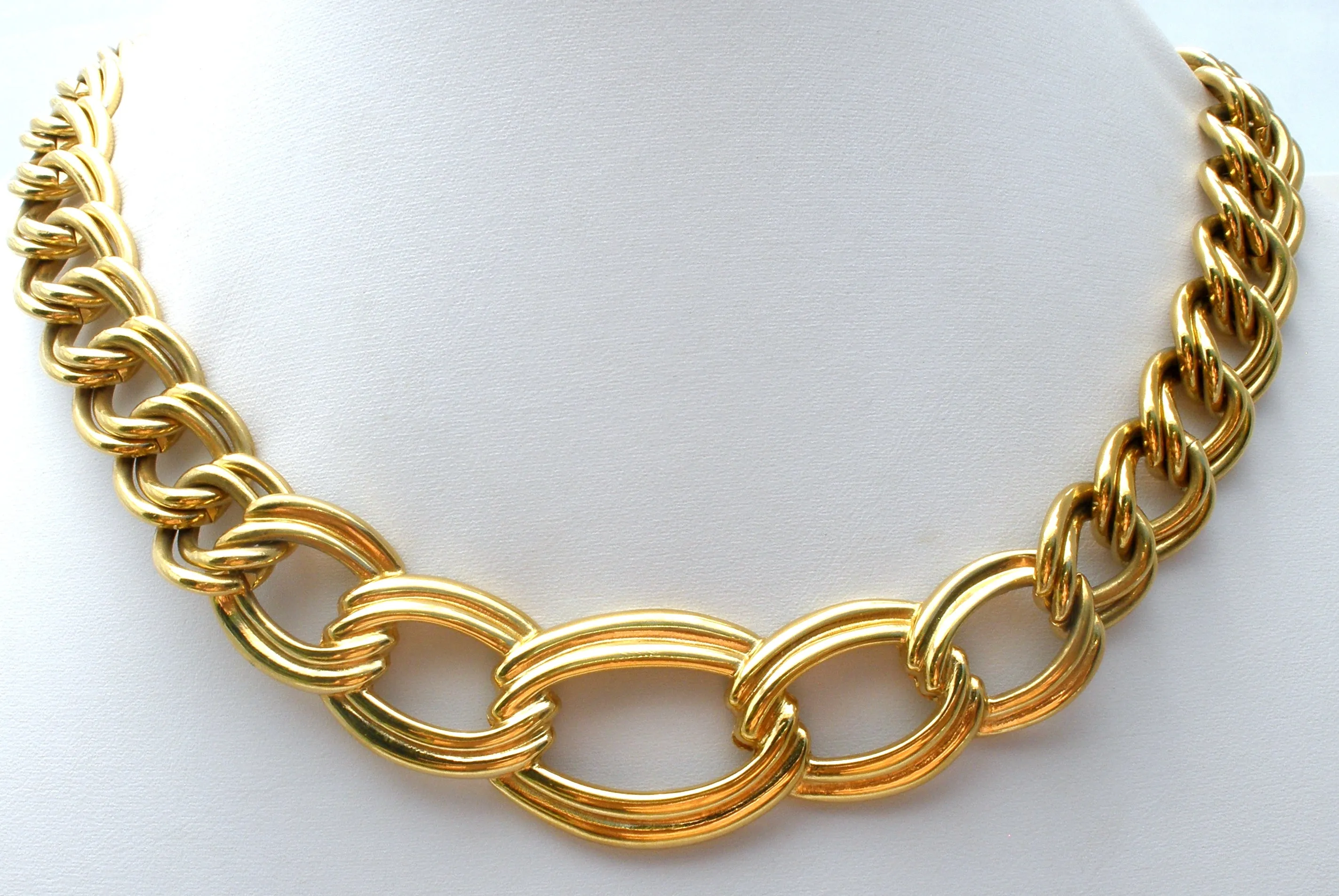 Chunky Napier Link Chain Necklace Vintage