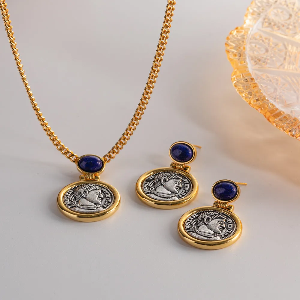 Vintage Necklace with lapis lazuli